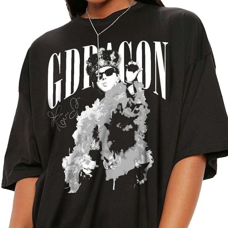 Moda Estiva 2026 Uomo Donna Gdragon Kpop Camicia Vintage, Camicia Gdragon, Maglietta Concerto Estivo, Maglietta Kpop Streetwear Hip Hop Oversize