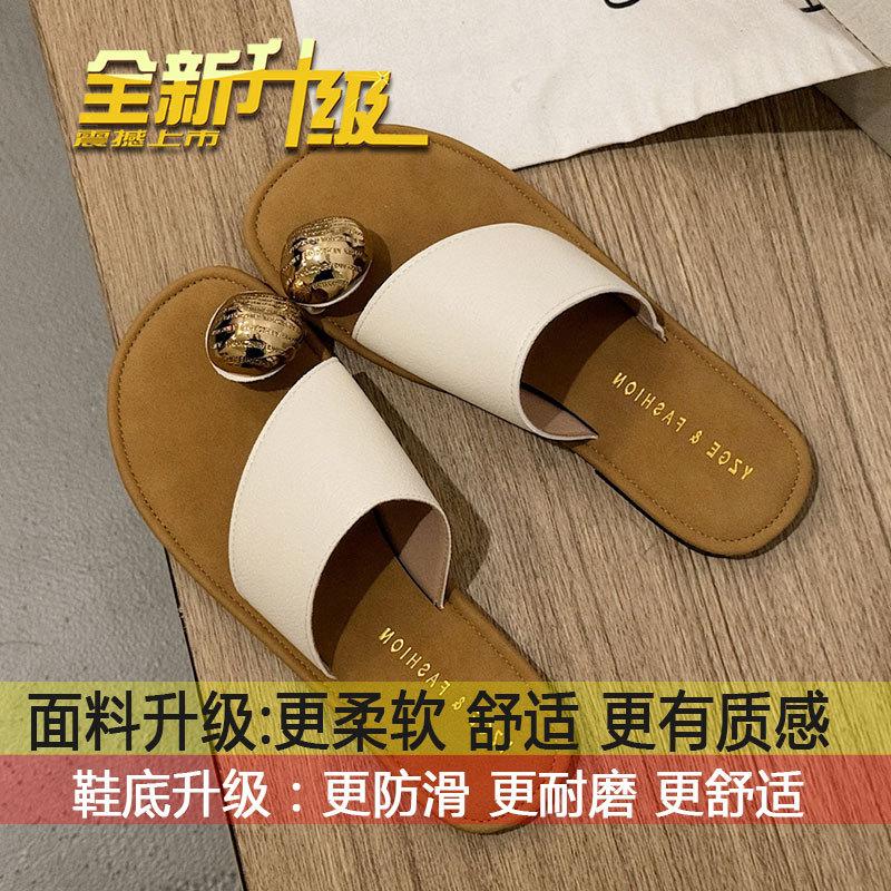 Flat sole comfortable strap sandals Women's summer wear the new Korean fashion metal buckle slipper slippers in 2025