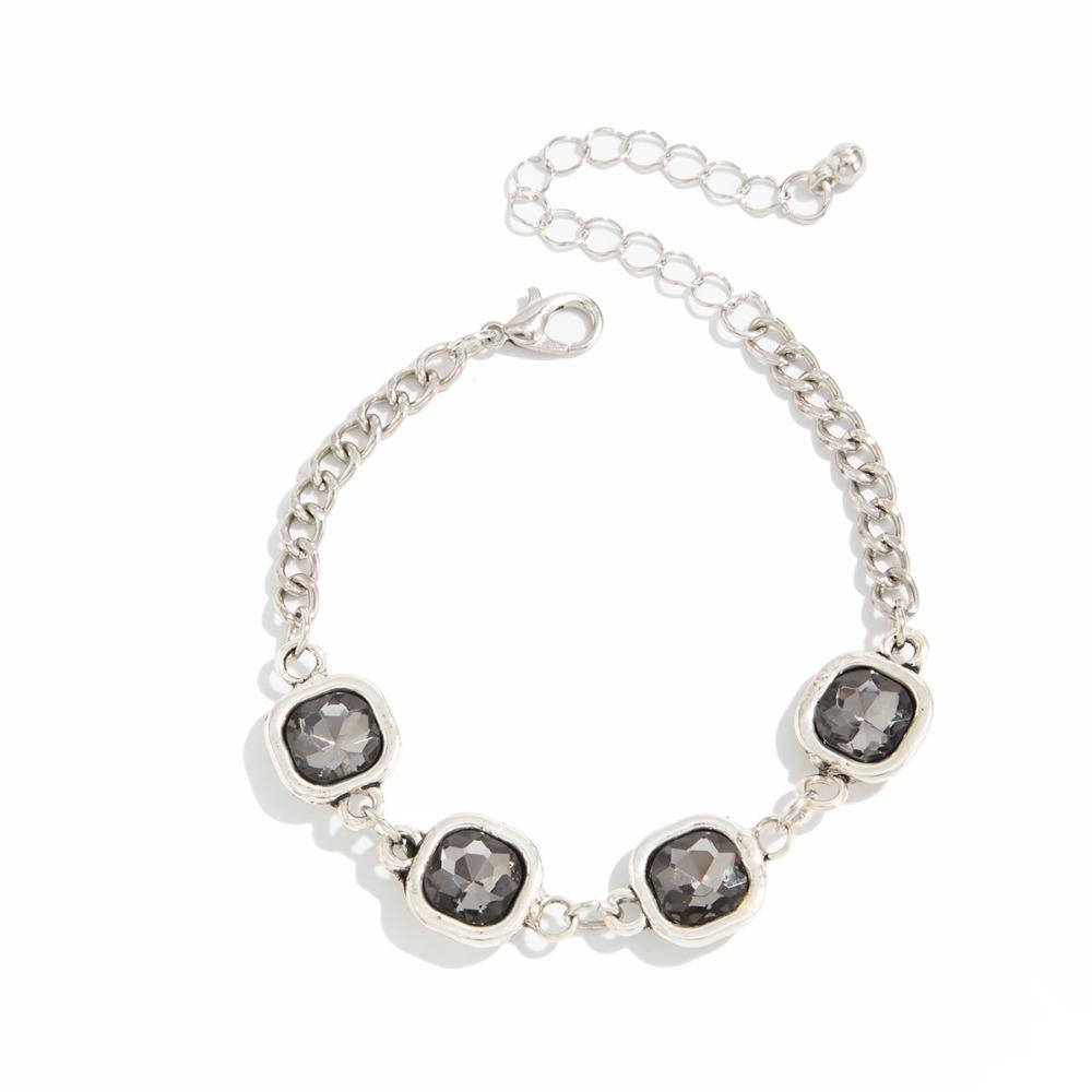 

Black Shiny Rhinestone Choker Square Adjustable Collarbone Chain Elegant Geometric Splicing Bracelet Jewelry Set