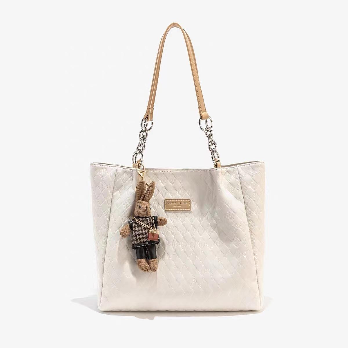 

Soft Leather High-end Feeling Light Luxury Bag New Single Shoulder Diamond Grid Bag Commuting Large Capacity Tote Bag Handbag
