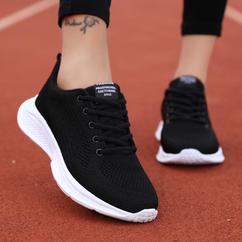 New Large Size Casual Sports Shoes Women's Flat Bottom Breathable Student Shoes Women's Travel Dad Shoes Running Shoes