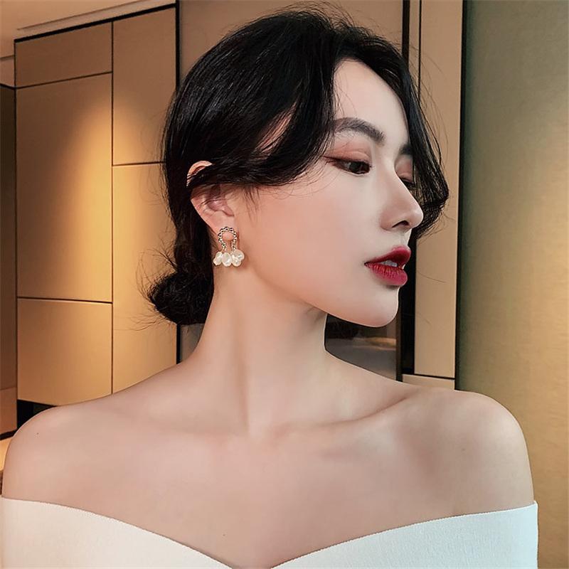 Lõuna-Korea Uus Mood Barokk Pärl Kõrvarõngad Temperament Isiksus Mitmekülgsed Ripats Kõrvarõngad Elegantne Ehted Naistele