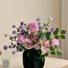 Bouquet di lusso di gigli e rose artificiali della serie Purple, ideale per un ingresso elegante.