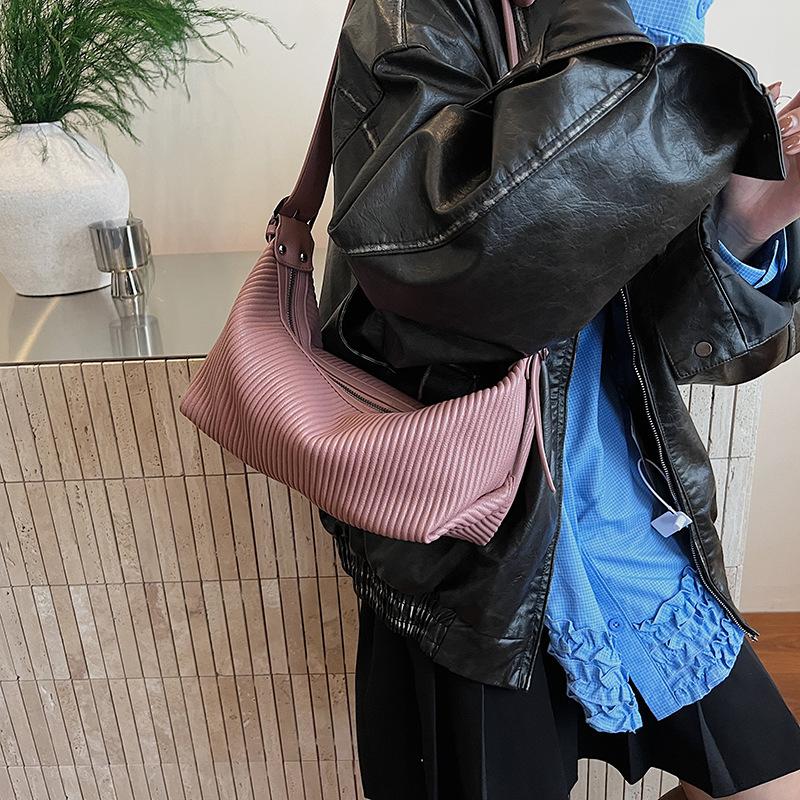 Retro Portable Small Bag Women's New Spring Fashion Small Square Bag High-end Texture Niche Casual Shoulder Bag