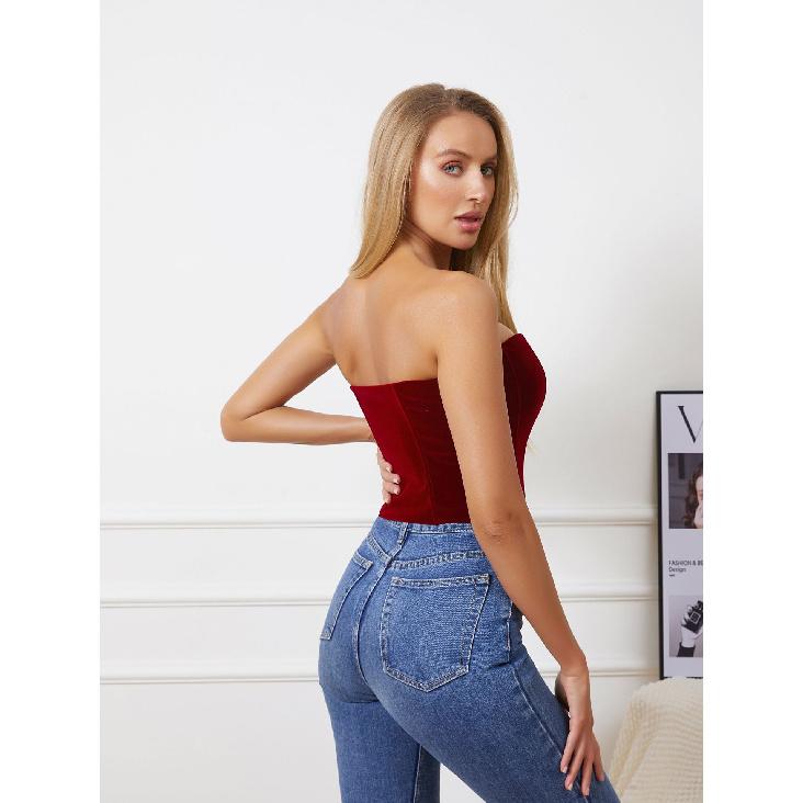 Korsetts, modische und elegante Damenbekleidung