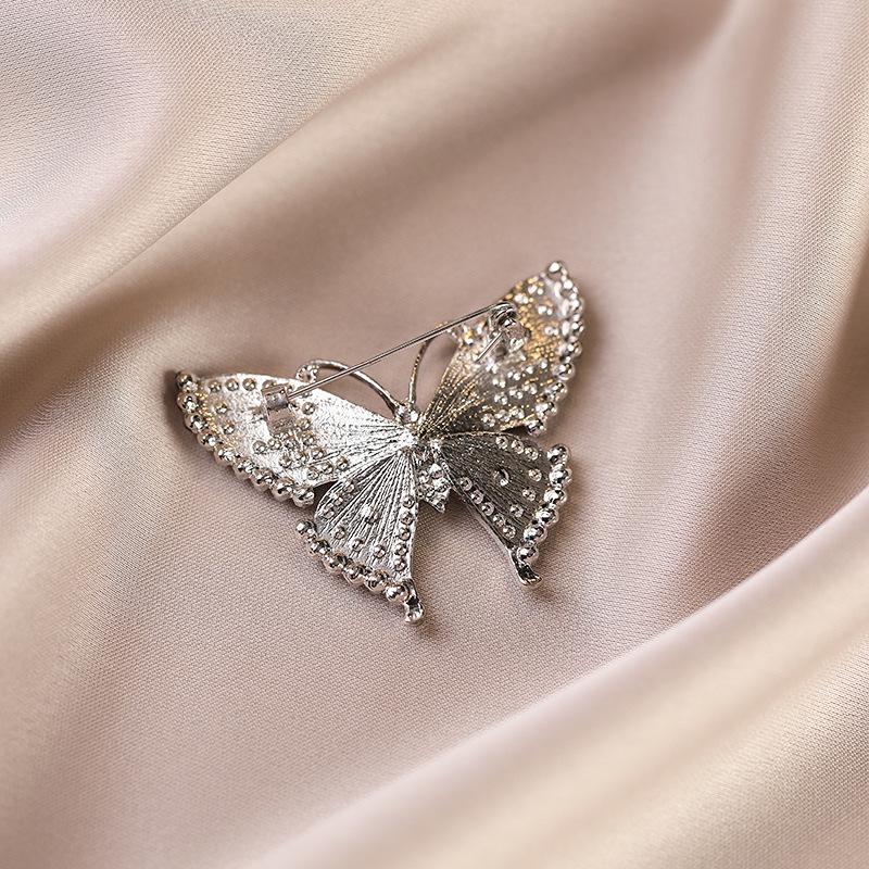 Pearl Rhinestone French Butterfly Brooch with A Sense of High-end, Light Luxury and Elegant Style