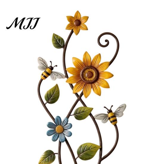 Indoor Living Room Art Sunflower Bee Wall Decor, 2D Flat Floral Hanging, Country Garden Weather Resistant Outdoor Sign Flower Ornament for Fence Porch