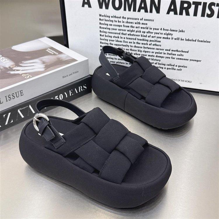 Comfortable and Versatile Platform Sandals for Summer New Round Toe Braided Straight Buckle Strap Beach Sandals for Women