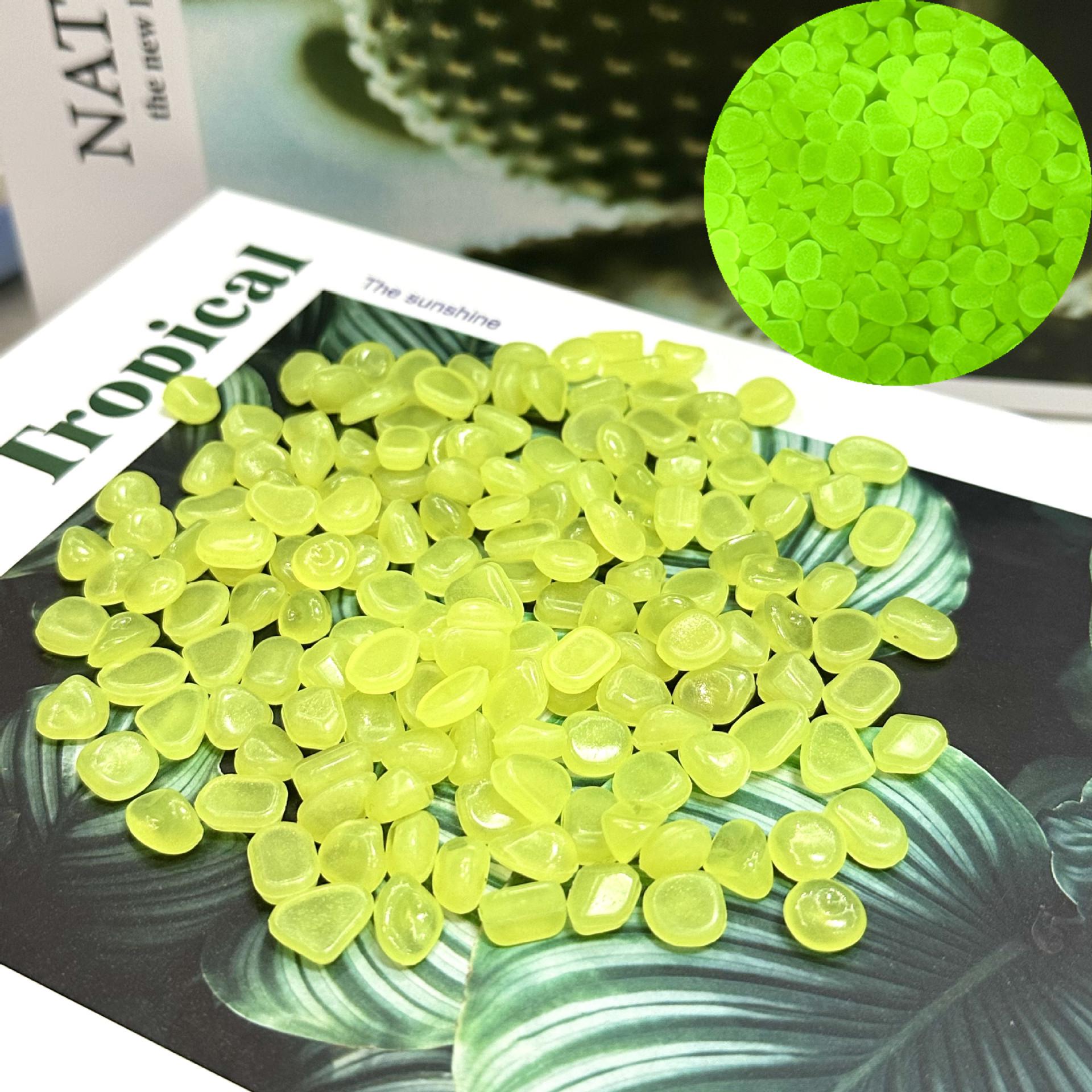 

5-8mm Small Luminous Stones for Fish Tank, Garden, Micro-landscape, and Christmas Decor. 50 pcs/bag 13g