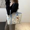 Fashionable Large Capacity Tote Bag For Women Ideal For Daily Commuting And Casual Outings