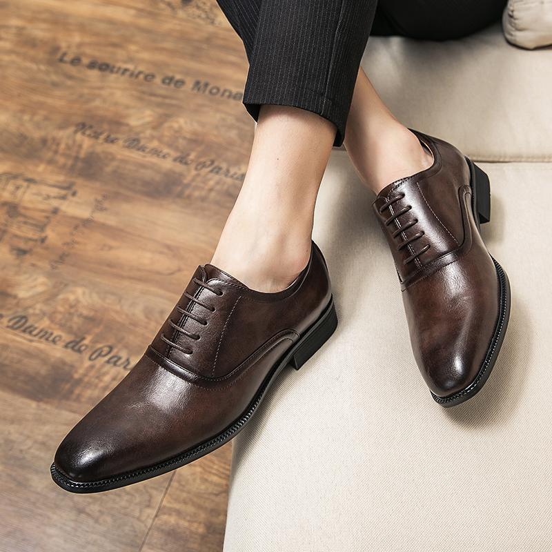 Fashion Fashion New Pointed Black Brown Lace Up Oxford Shoes For Men Luxury Designer Formal Wedding Prom Dress Homecoming Footwear