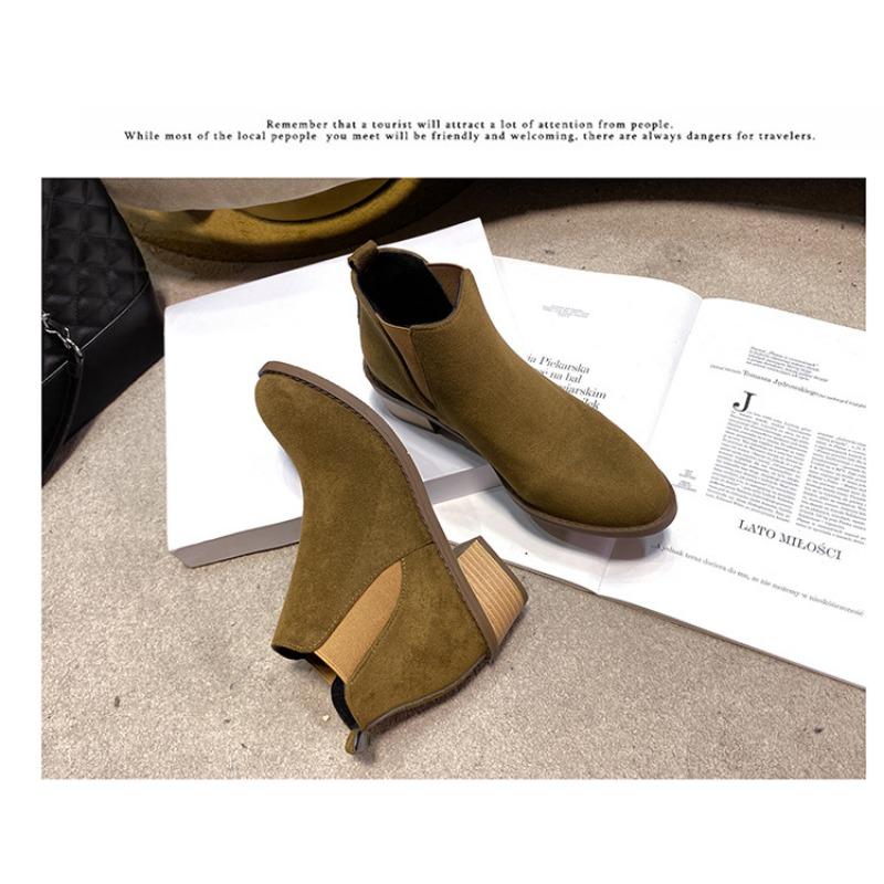 Large Size Pointed Head Thick with Martin Boots Female 2025 New A Foot Stirrup Suede Low Heel Short Boots