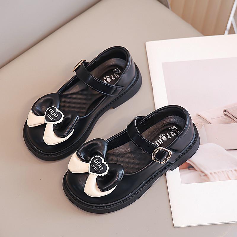 Girls' Leather Princess Shoes – Spring/Autumn, Soft Non-Slip Sole, Perfect for Performances (2025)