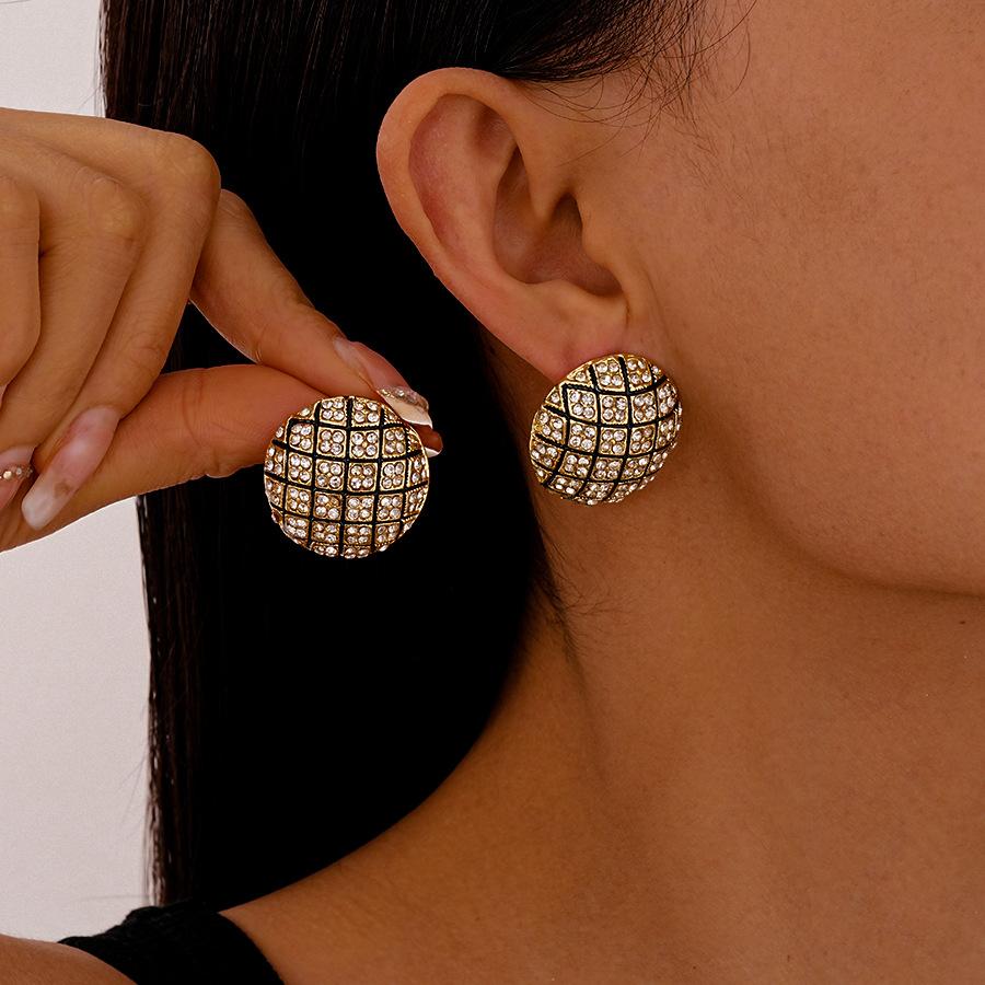 Retro style diamond-set round geometric silver needle stud earrings simple niche premium earrings