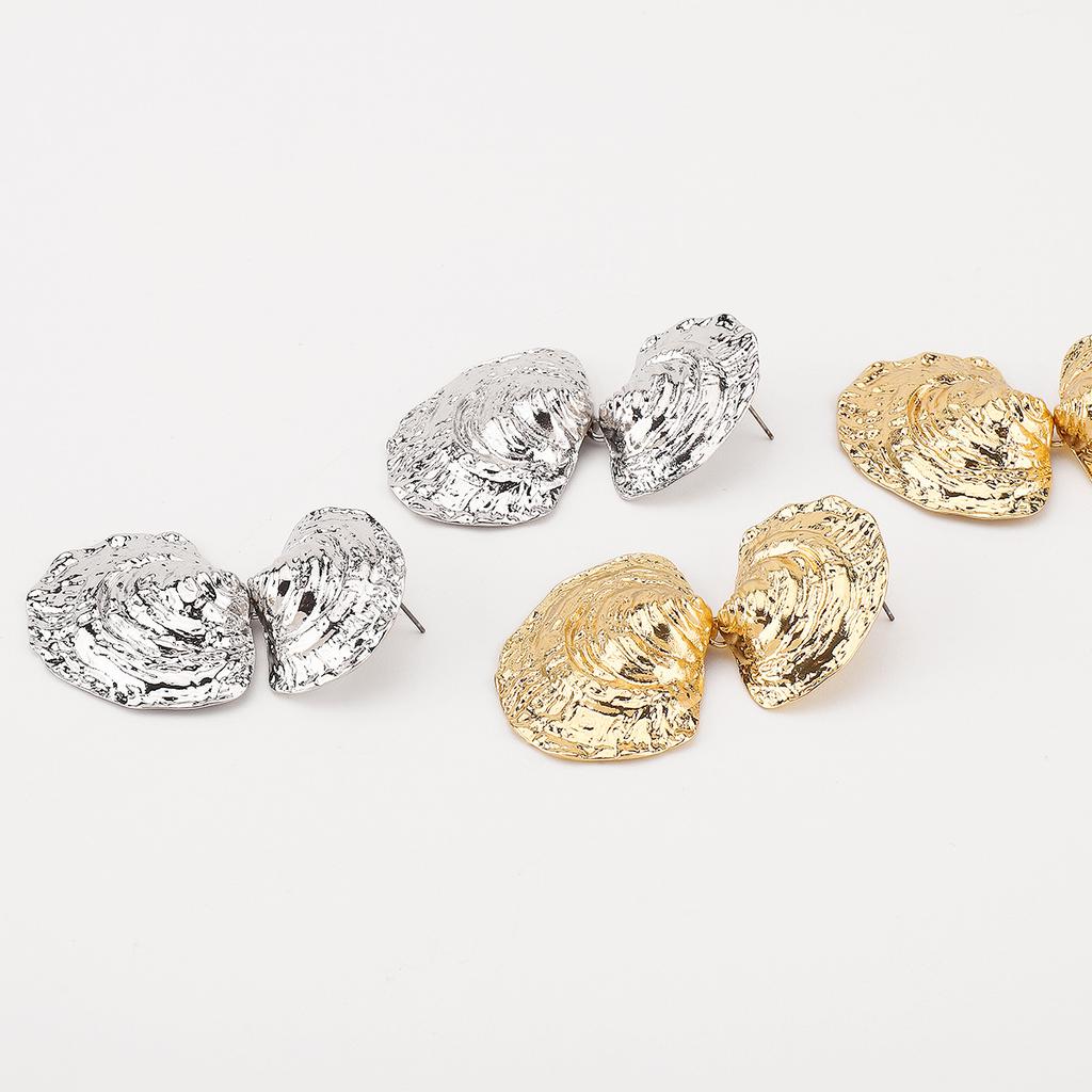 Ins Style Water Wave Irregular Earrings Unique Design Exaggerated Shell Stud Earrings Fashion Women Jewelry