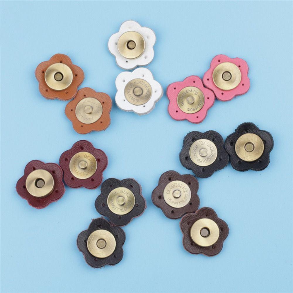 Fashion Plum Blossom Shaped Bag Magnetic Buckle Handmade Genuine Leather Card Pack Buckle DIY Wallet Hasp Buckle Bag Accessories