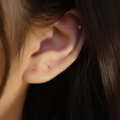 2 Stück minimalistische kleine Perlen-Ohrstecker für Frauen und Mädchen, Ohrknochen-Schraubohrringe, hypoallergener Schmuck