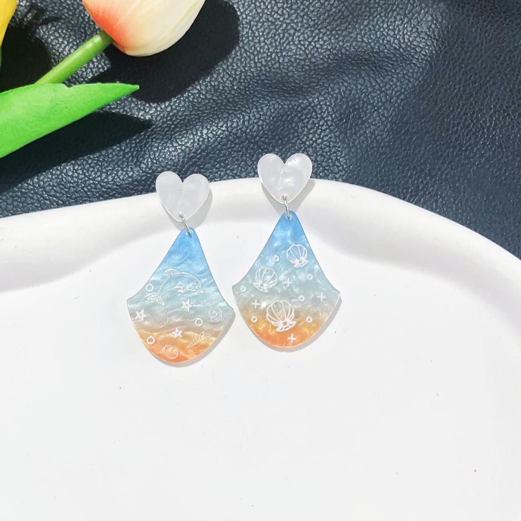 Creative Personality Asymmetrical Earrings Acrylic Gradient Fan-shaped Small Fresh Earrings