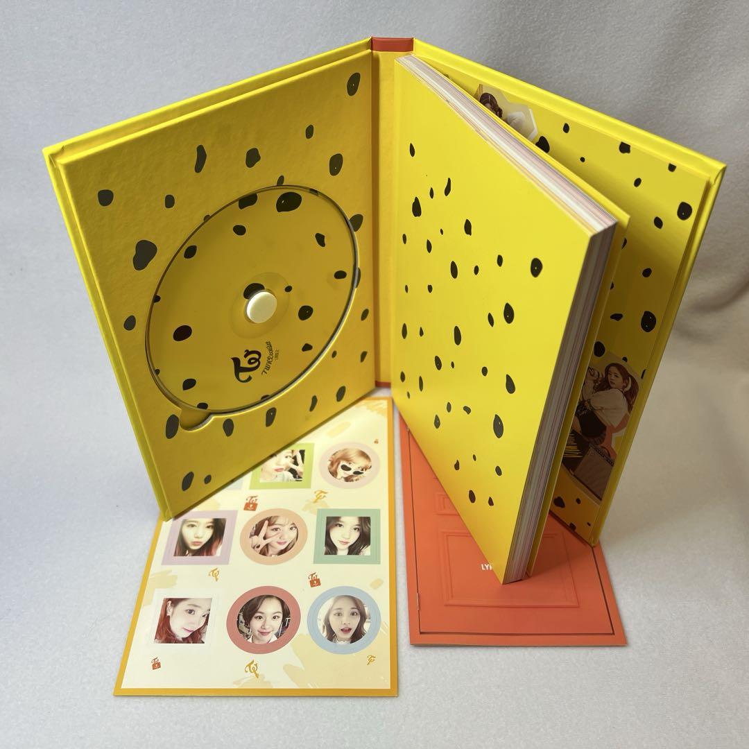 

[USED] (Korean version album) TWICE coaster: LANE2 sticker included