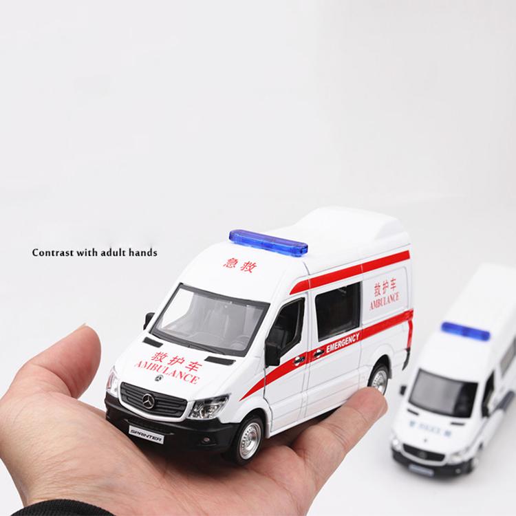 1/32 scale White Ambulance Model Alloy Diecast Vehicle Toy With Back Power 1/32 scale White Ambulance Model Alloy Diecast Vehicle Toy With Back Power
