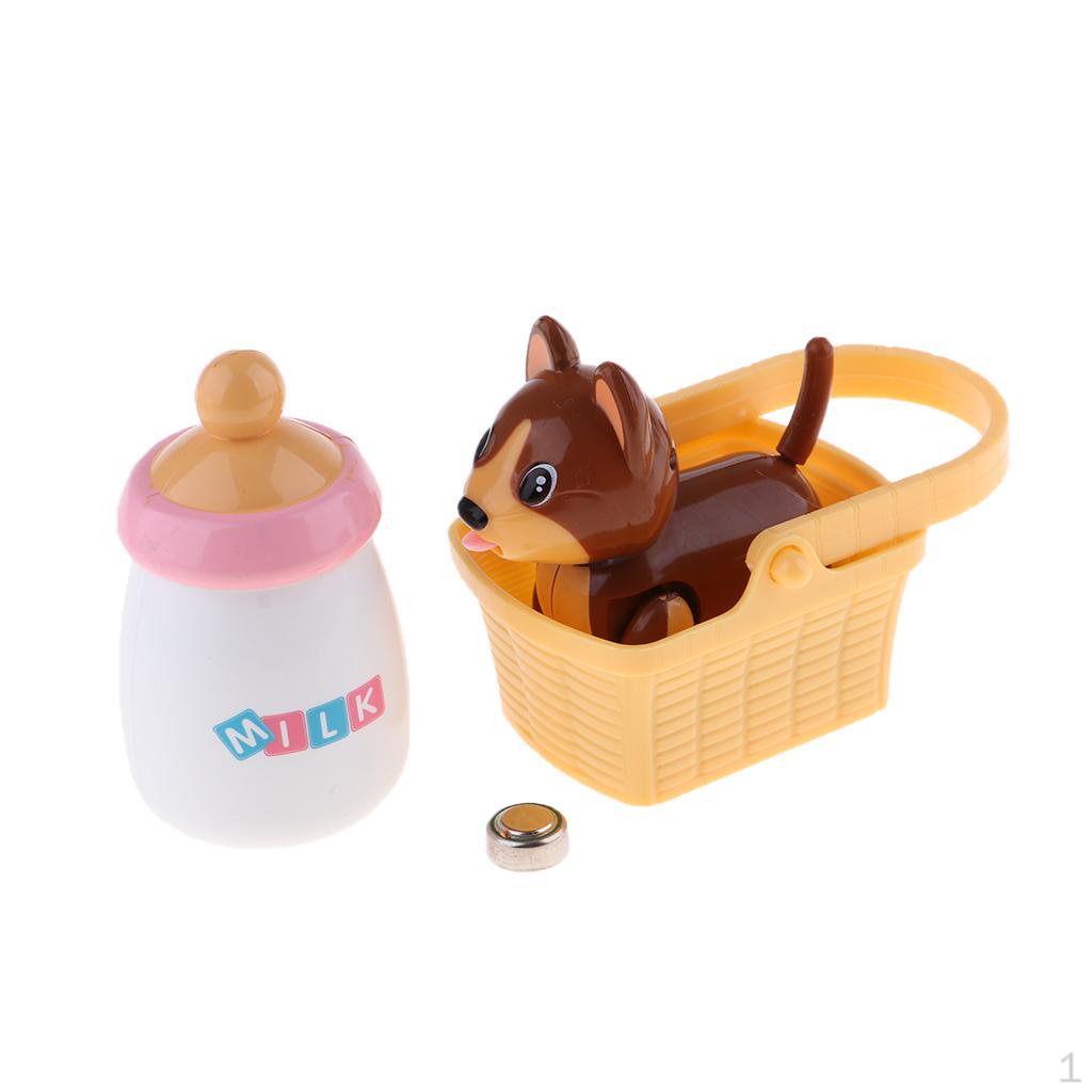 

Кошка-собака лижет