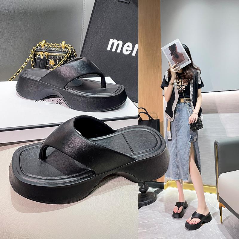 Thick-soled Slippers Eva Non-slip Flip-flops Slope Heels Slippers Step On Shit, Summer Outer Wear, Direct Sales