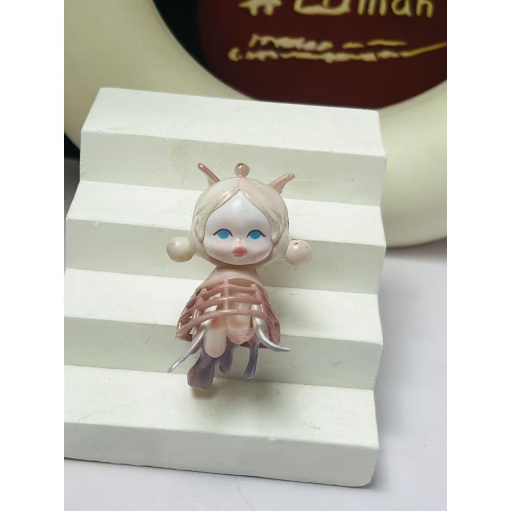 

Температурная серия Милый зернистый Пробиваемый Sp8 Поколение Прилив Игровая фигурка Игрушка Украшение Кукла Украшение 4cm 1PC