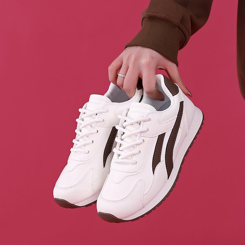 

2025 маленькие белые туфли женские весенние новые корейская версия ins студентки досуг спорт универсальные туфли Форрест Гампа уличная съемка LF906 41