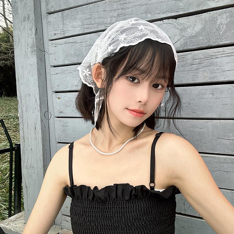 Falling Pool Knitwear: Women s Artistic Lace Triangle Headscarf, Korean Style Hollow Hair Band, Trendy Travel Photography Headwear