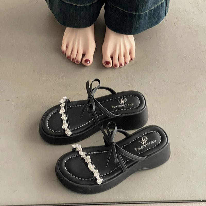 High sense fashion versatile slippers women's shoes summer new wear platform one-word drag casual beach shoes