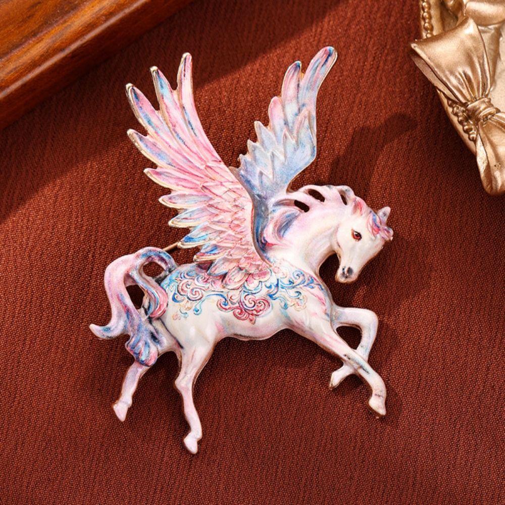 Light Luxury Wings Horse Brooch Zinc Zinc Alloy New Year Chest Flower Creative Vintage Horse Brooch  Coat