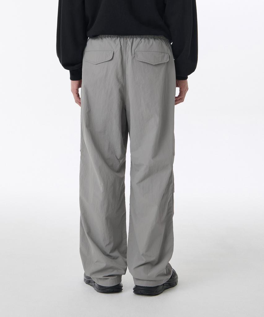 MUSINSA STANDARD Nylon Parachute Pants [Light Gray]