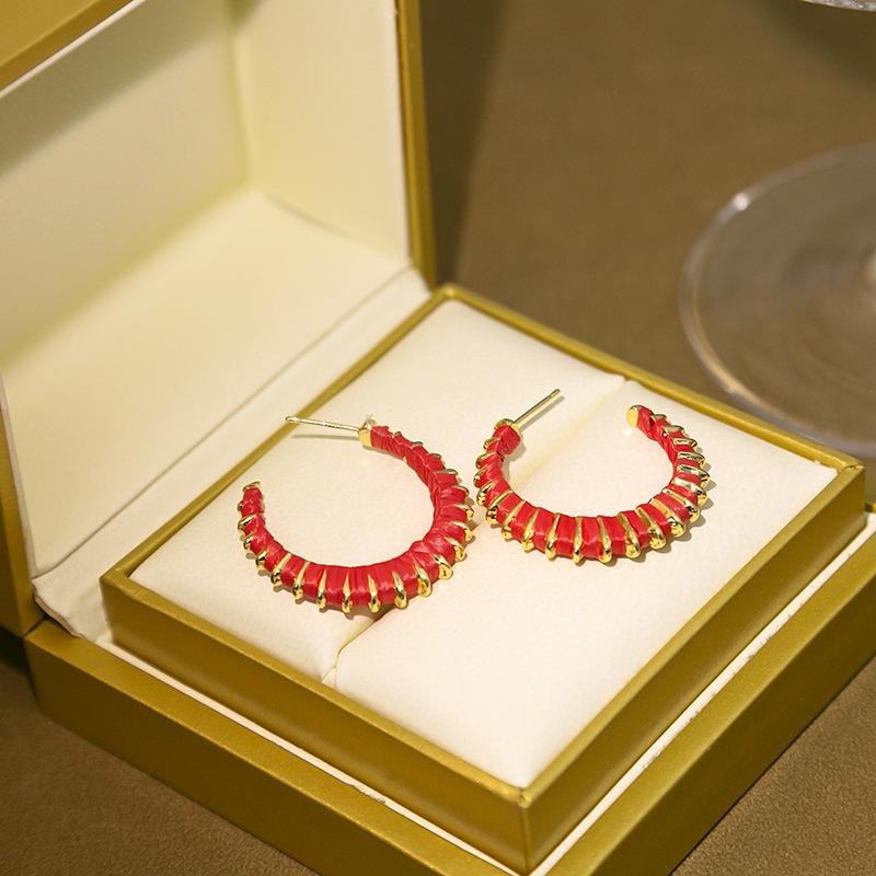 Colorful Color Matching C-Shaped Metal Earrings, Retro Court Style, Beautiful Temperament, Round Ring Stud Earrings.