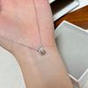 Collier Trois Anneaux Taille Fine, Style Luxe Léger pour Femmes, Tempérament Mode, Polyvalent, Pendentif Perle de Transfert Circulaire