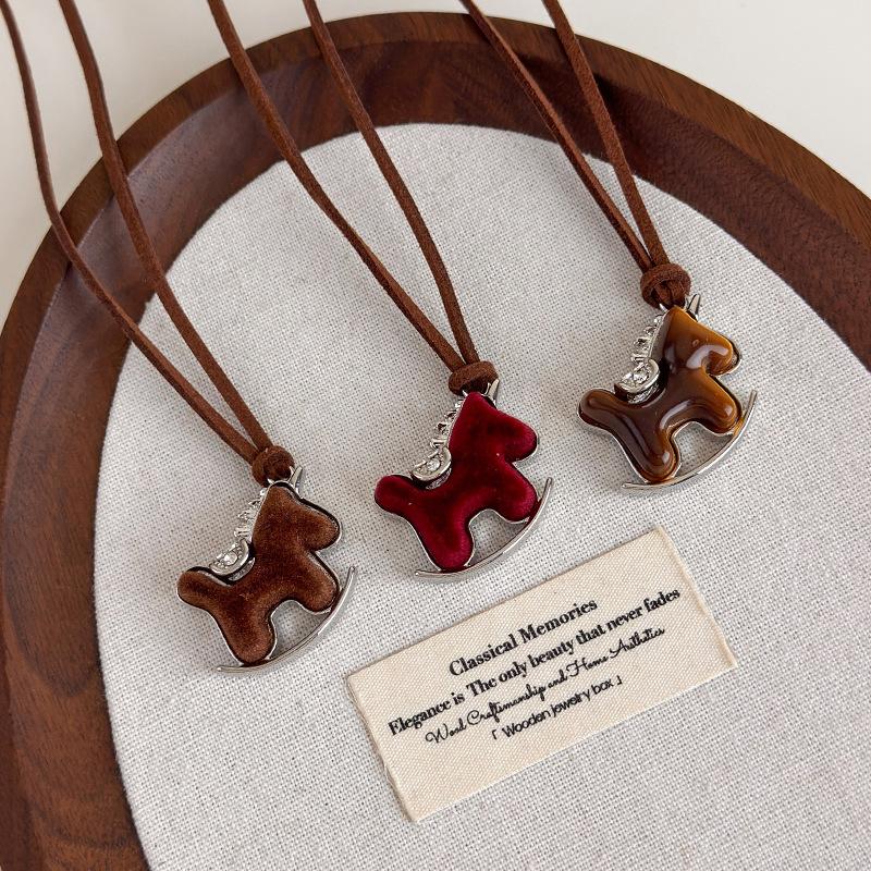 Minimalist Plush Pony Pendant Long Necklace For Women Vintage Leather Rope Sweater Chain Jewelry Accessories Gifts