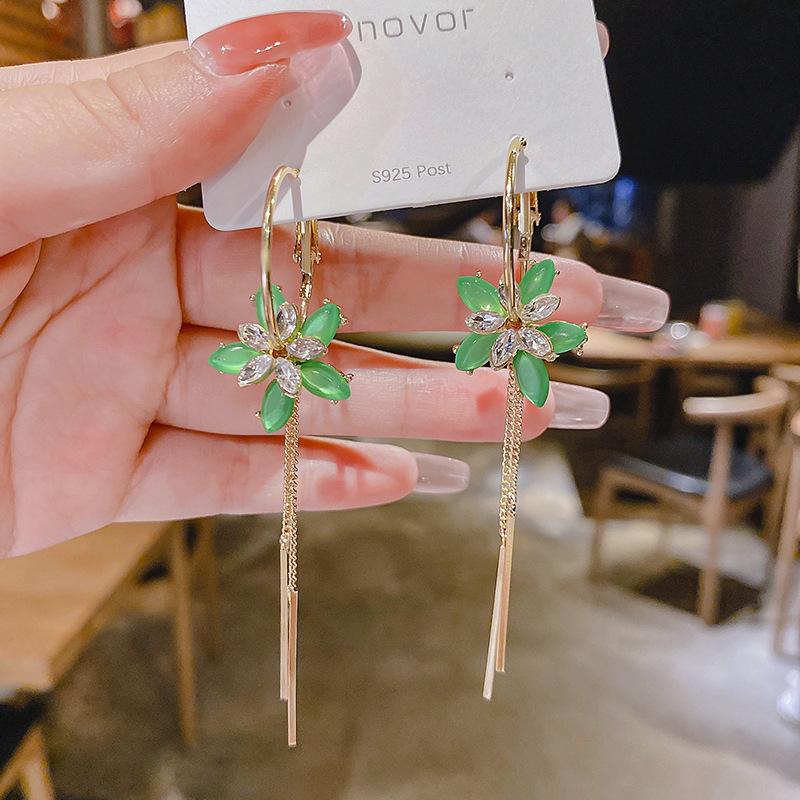 Silver Needle Fashion Fringed Earrings Korean New Trendy Girl Round Face Long Temperament Flower Personalized Earrings