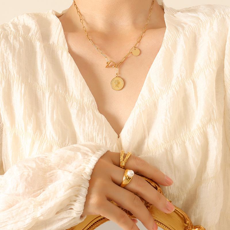 Titanium Steel Geometric Pendant Necklace - Gold Plated, Versatile OT Buckle Clavicle Chain