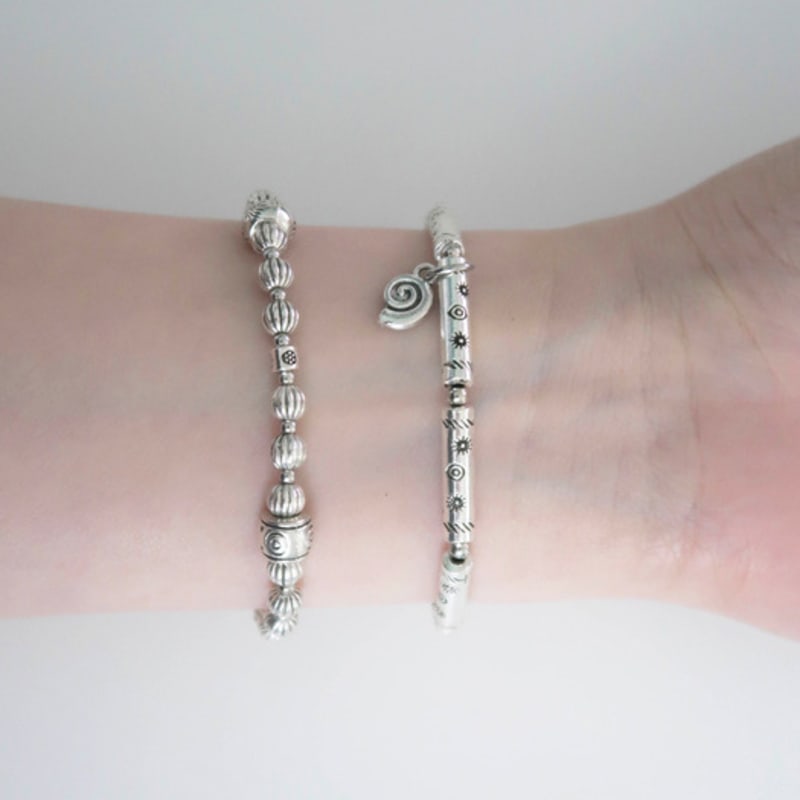 821WEBSERVICE Spin Bar Bracelet