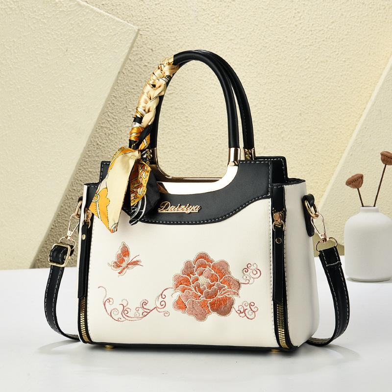 New Fashi Embroidered Women's Square Tote Handbags Large Capacity Leather Shoulder Bags Female Cross Body Purses and Hand Bag