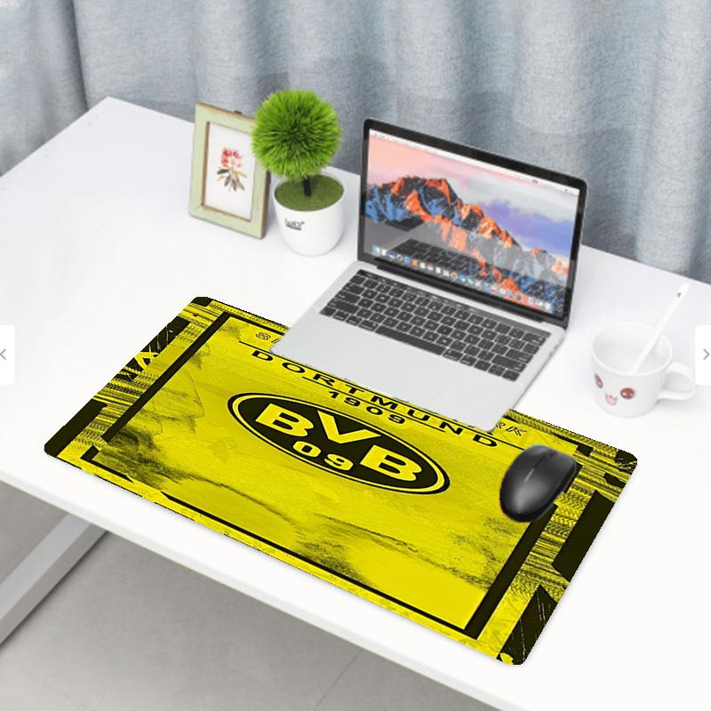 Tapis de Souris Impression Borussia Dortmund, Tapis de Bureau Antidérapant pour Clavier, pour PC Portable Gaming Travail Utilisation Quotidienne, Cadeau Surprise Cool pour Festival