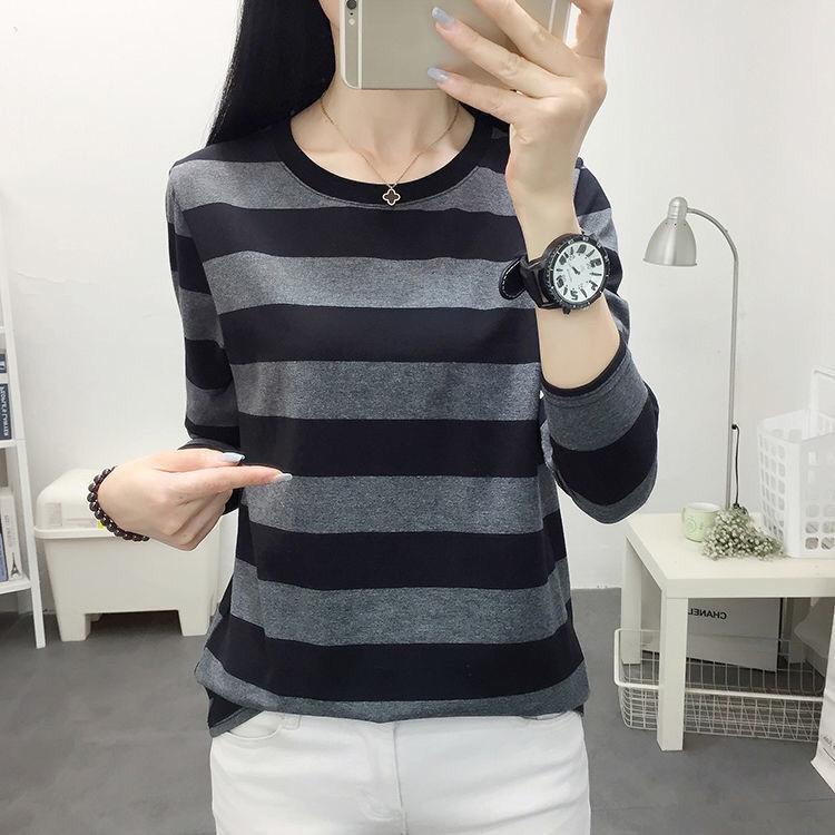 Plus Size Long Sleeve Striped T-Shirt Women's Loose-Fit Slimming Crew Neck Top for Spring Autumn