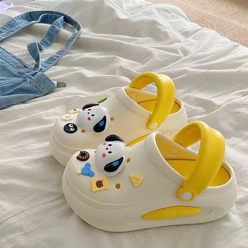 2024 Women's Cute Closed-Toe Height-Boosting Non-Slip Beach Sandals