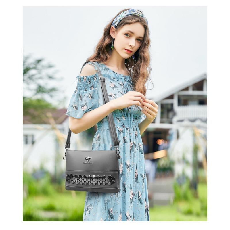 Fashion new favorite! New trendy texture handbag, simple mini super charming