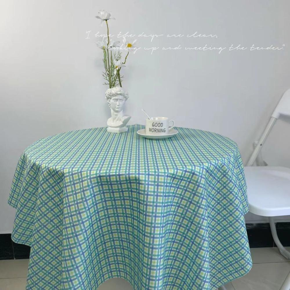 

Festive Christmas Checkered Tablecloth for Dining Desk Vintage American Style Holiday Decor 60 * 60cm