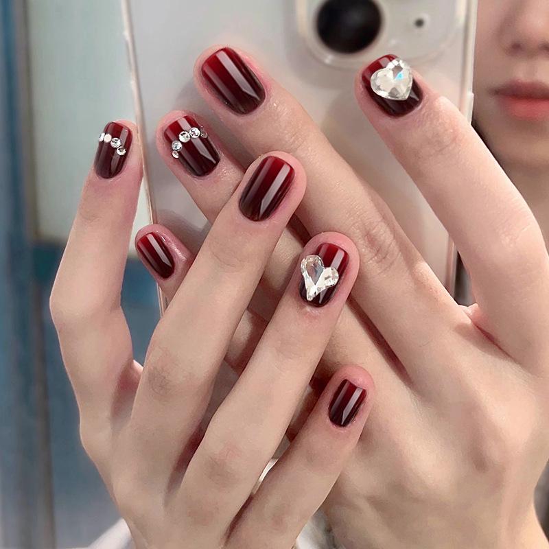 

Burgundy Rhinestone Heart Press-On Nails Set - New Year Manicure Kit Glue Version