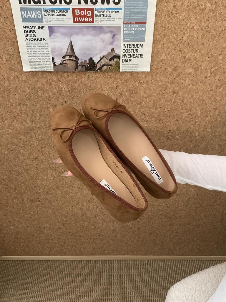 Korean version of small single shoes flat-soled soft-soled retro grandma shoes 2025 new bow-tie shallow mouth French ladyshoes