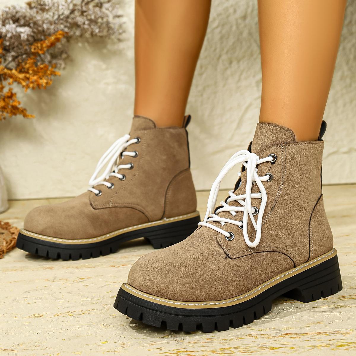 

British Style Thick Bottom Ankle Boots Women Winter Faux Suede Platform Boots Woman Plus Size 43 Lace Up Motorcycle Shoes Comfortable Soft Sole Non s 41