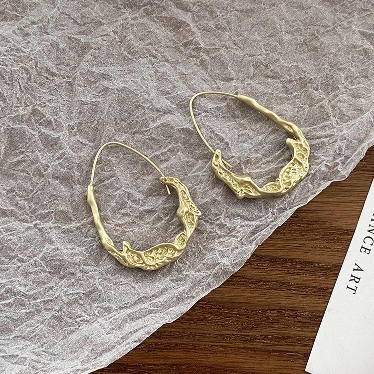 

Европейские и американские ретро-темпераменты, оптовая продажа, новые модные преувеличенные серьги с холодным ветром, нестандартные металлические длинные золотые серьги