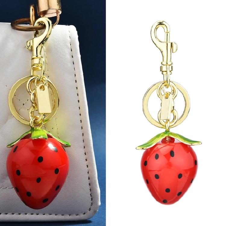 Fashion Strawberry Bag Charm Keyring Accessory Metal Key Pendant Alloy Texture Perfect for Decorating Purse and Backpack