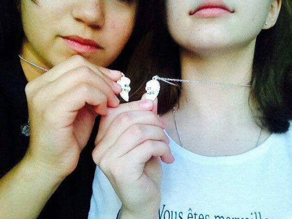 Naszyjnik 2 Najlepszych Przyjaciółek Bff 24H